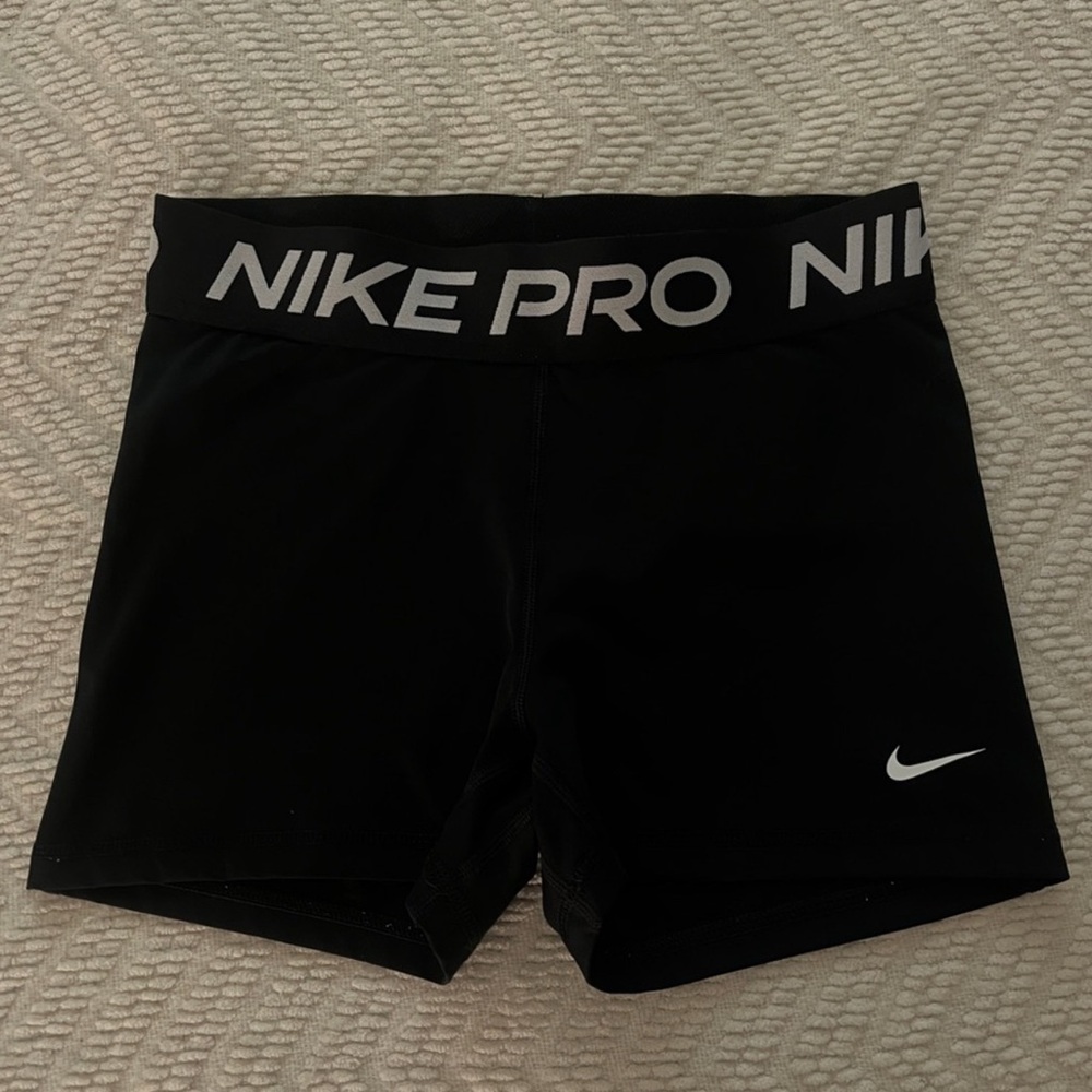 Nike Pro Women’s 3” Shorts